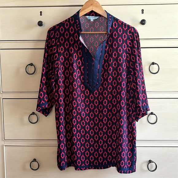 Escapade Beach Cover Up - Picture 4 of 7